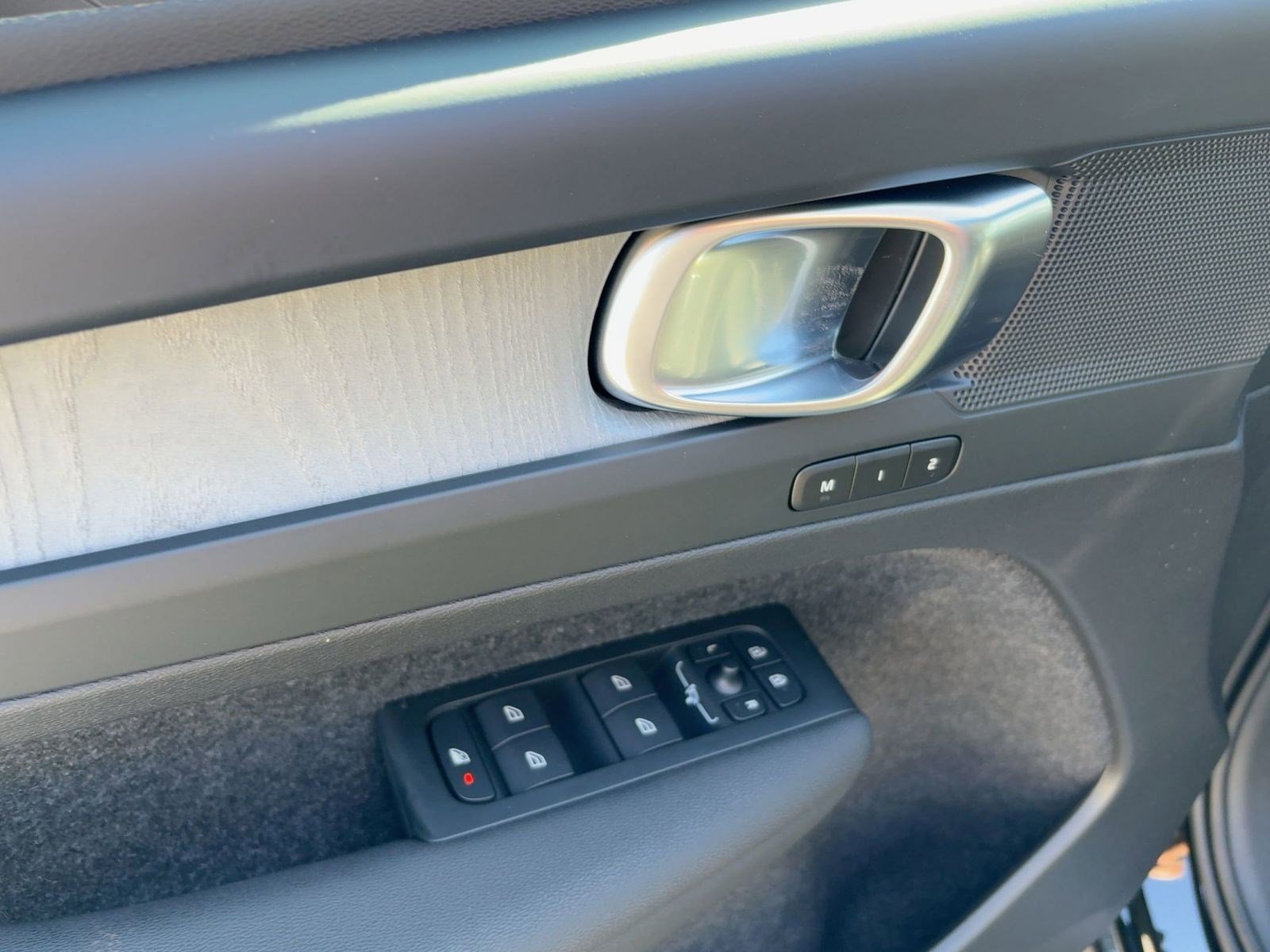 New 2026 Volvo XC40 B5 Plus w/ Climate Package image 13