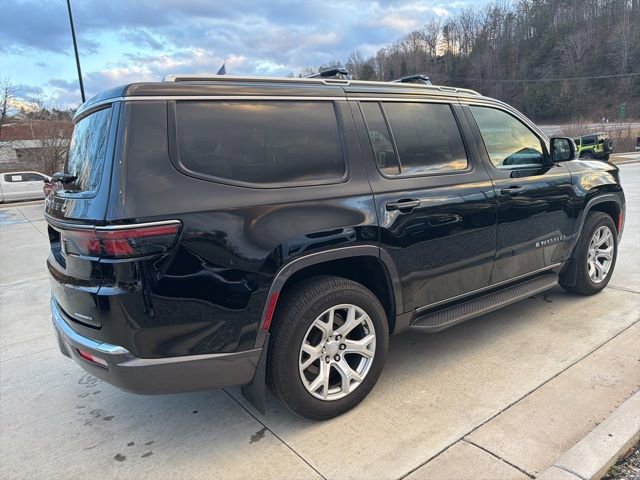 Used 2022 Jeep Wagoneer Series II image 3