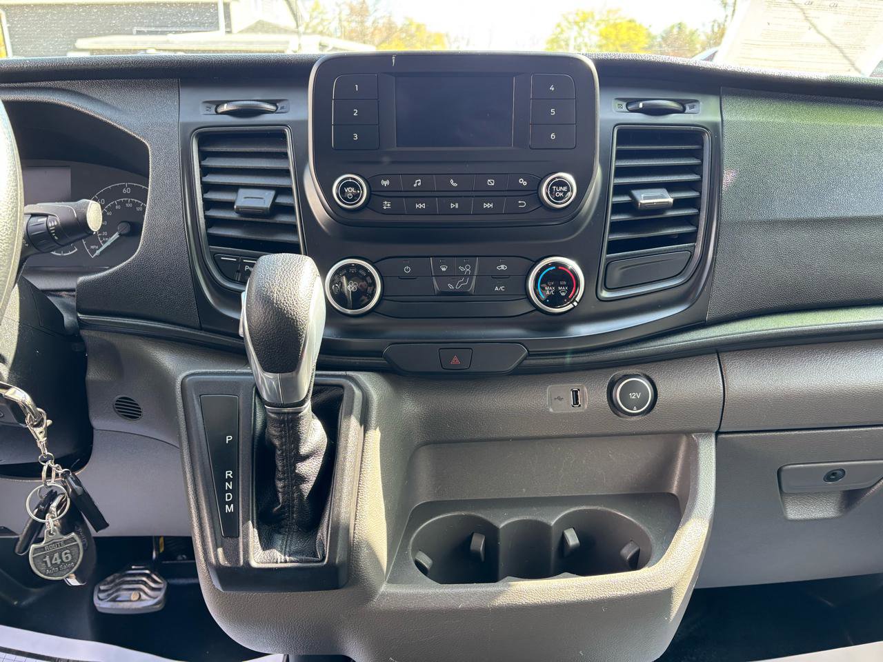 Used 2022 Ford Transit 250 Medium Roof AWD image 22