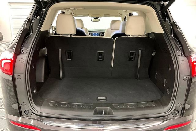 Used 2023 Buick Enclave Essence image 37