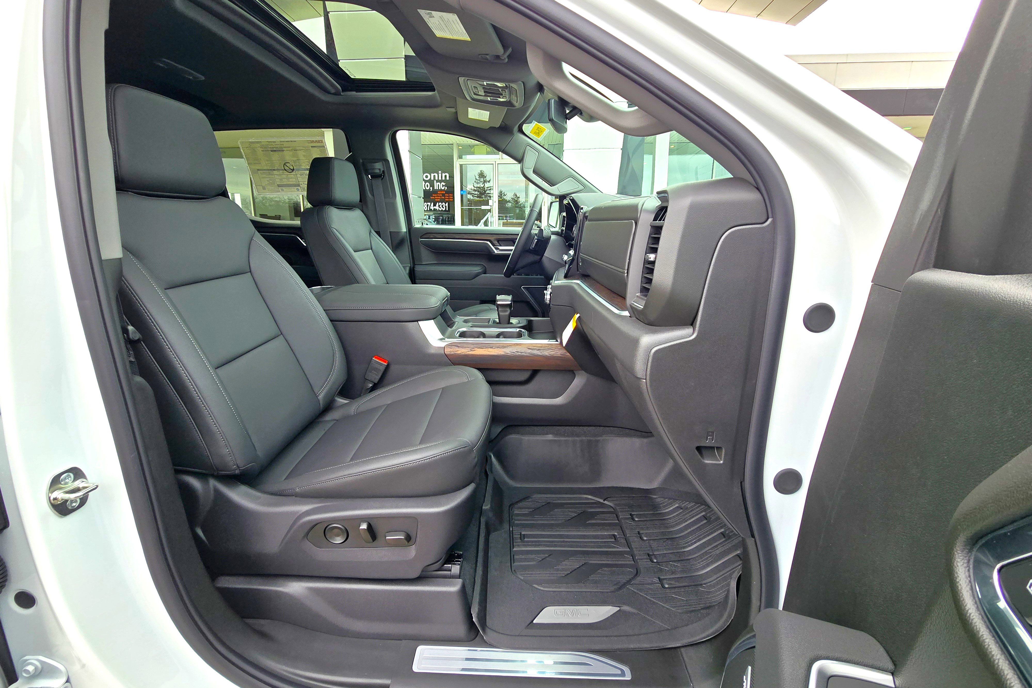 New 2026 GMC Sierra 1500 SLT w/ SLT Premium Plus Package image 23