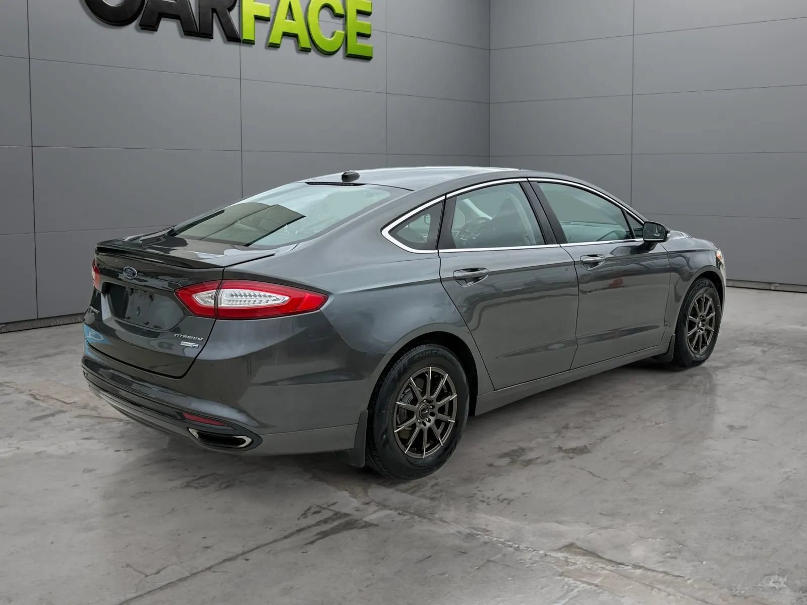 Used 2016 Ford Fusion Titanium AWD/4WD image 13