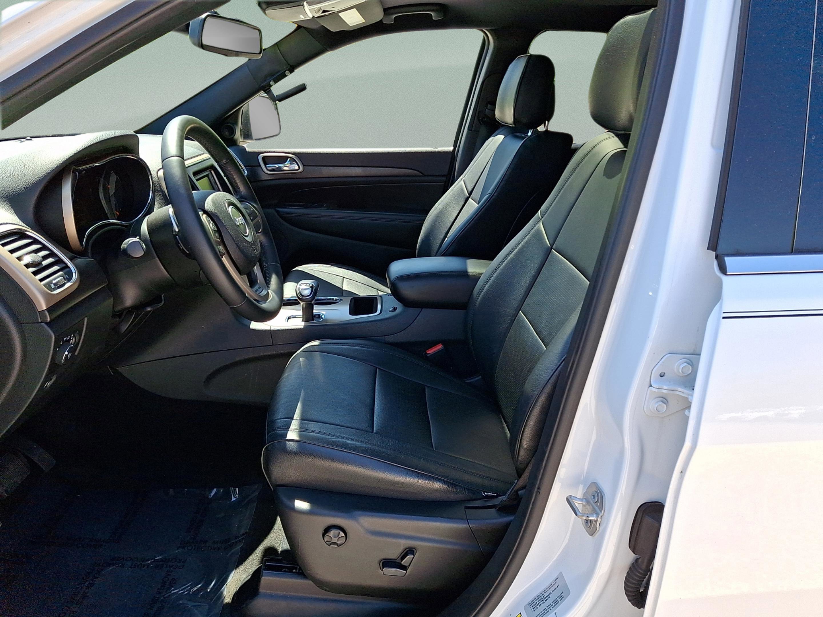 Used 2015 Jeep Grand Cherokee Laredo w/ Quick Order Package 23E image 11