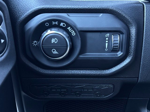 New 2026 Jeep Gladiator Sport AWD/4WD image 38