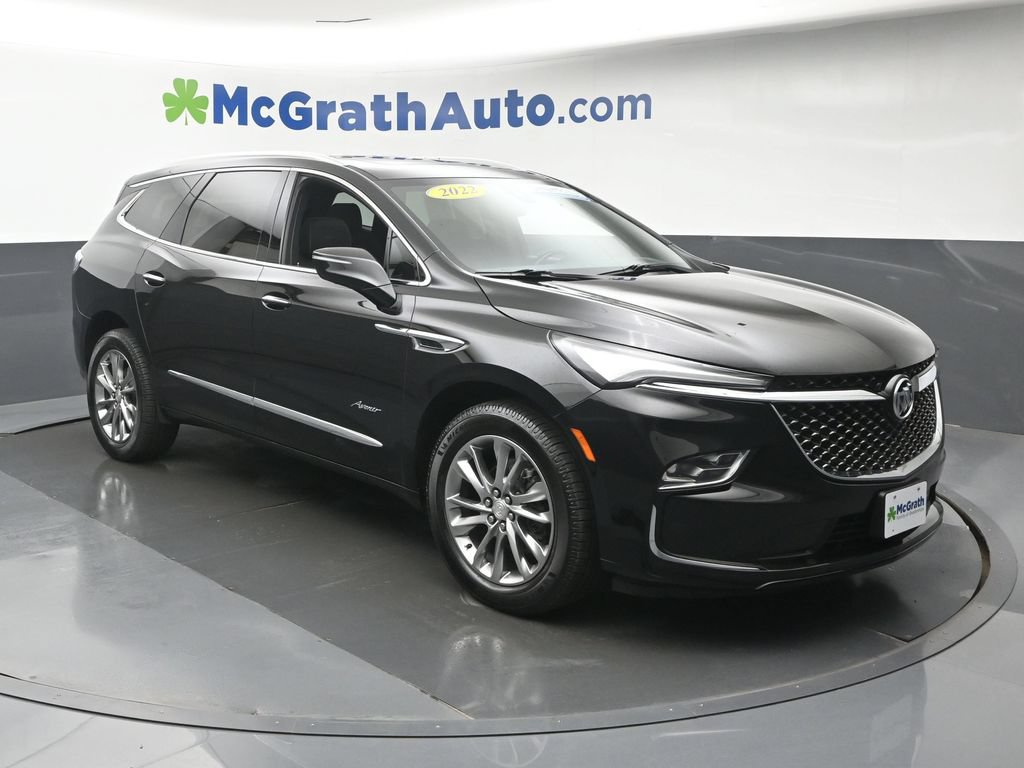 Used 2022 Buick Enclave Avenir w/ Avenir Technology Package AWD/4WD image 2
