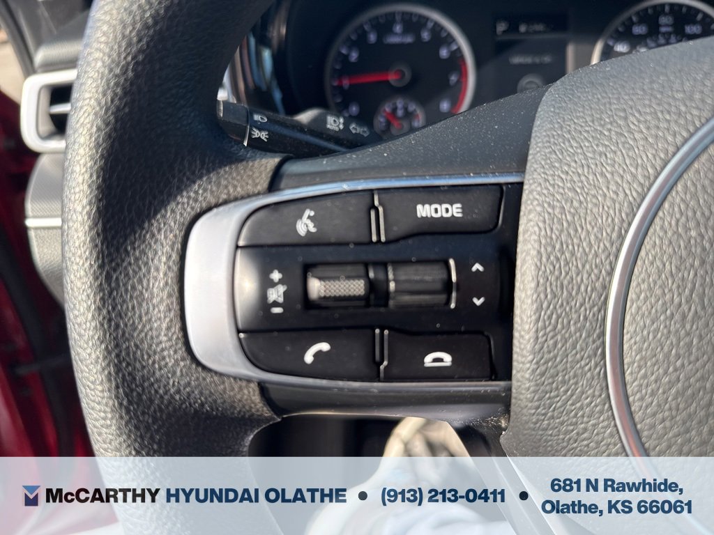 Used 2022 Kia K5 LXS image 31