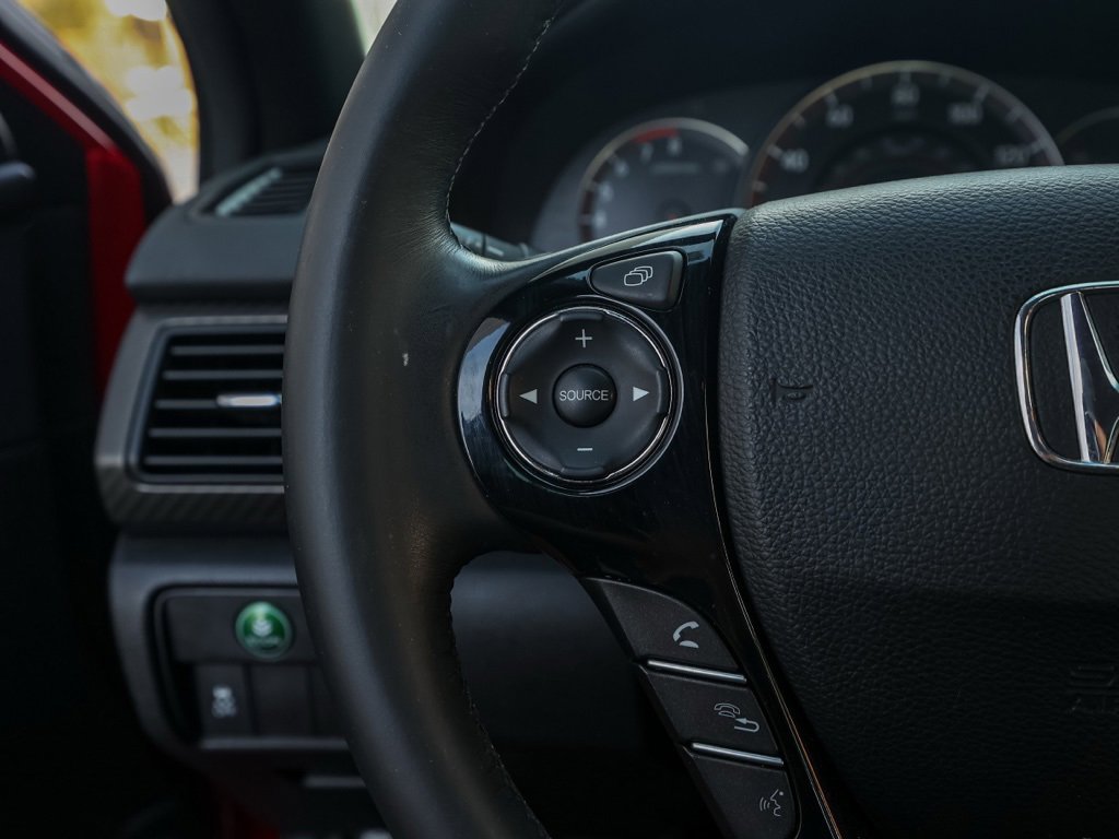 Used 2016 Honda Accord Sport image 25