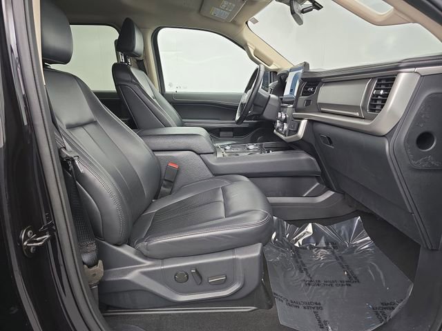 Used 2024 Ford Expedition XLT image 45