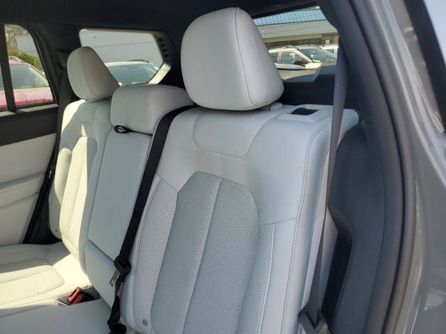 New 2026 Jeep Cherokee Laredo AWD/4WD image 14