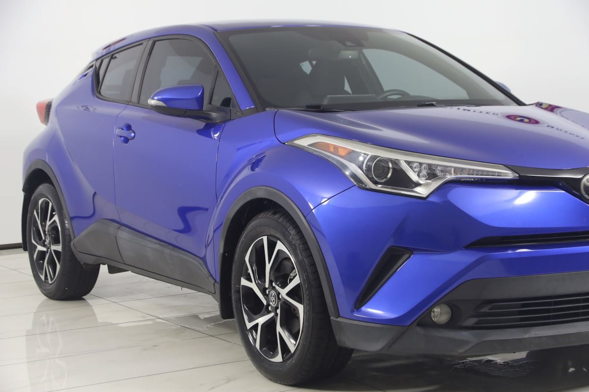 Used 2018 Toyota C-HR XLE FWD image 36