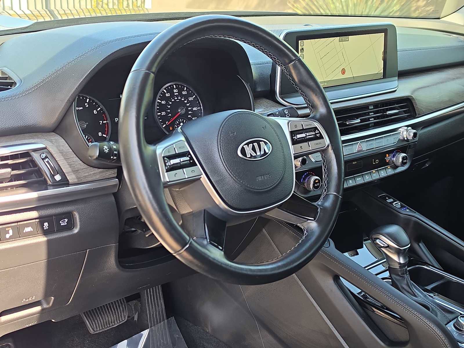 Used 2021 Kia Telluride EX w/ EX Premium Package image 2