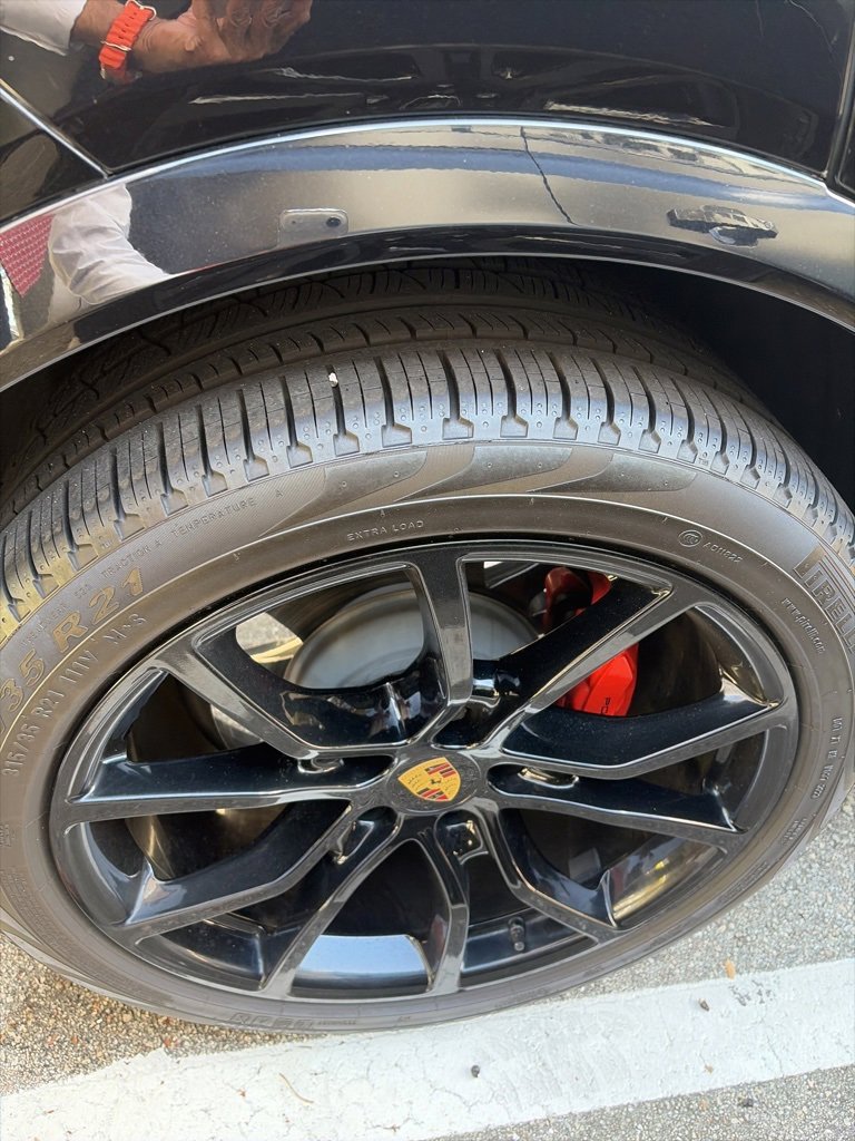 Used 2020 Porsche Cayenne Turbo image 22