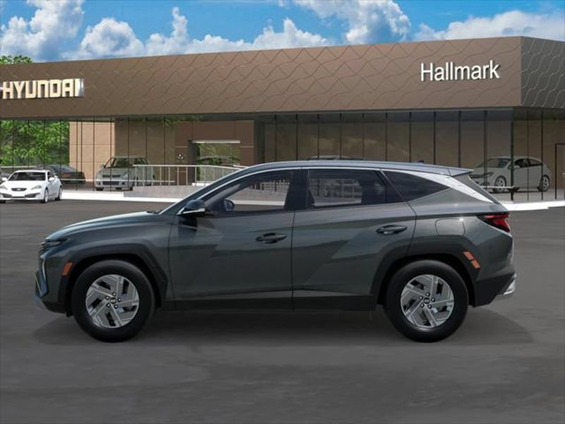New 2026 Hyundai Tucson Blue SE FWD image 3