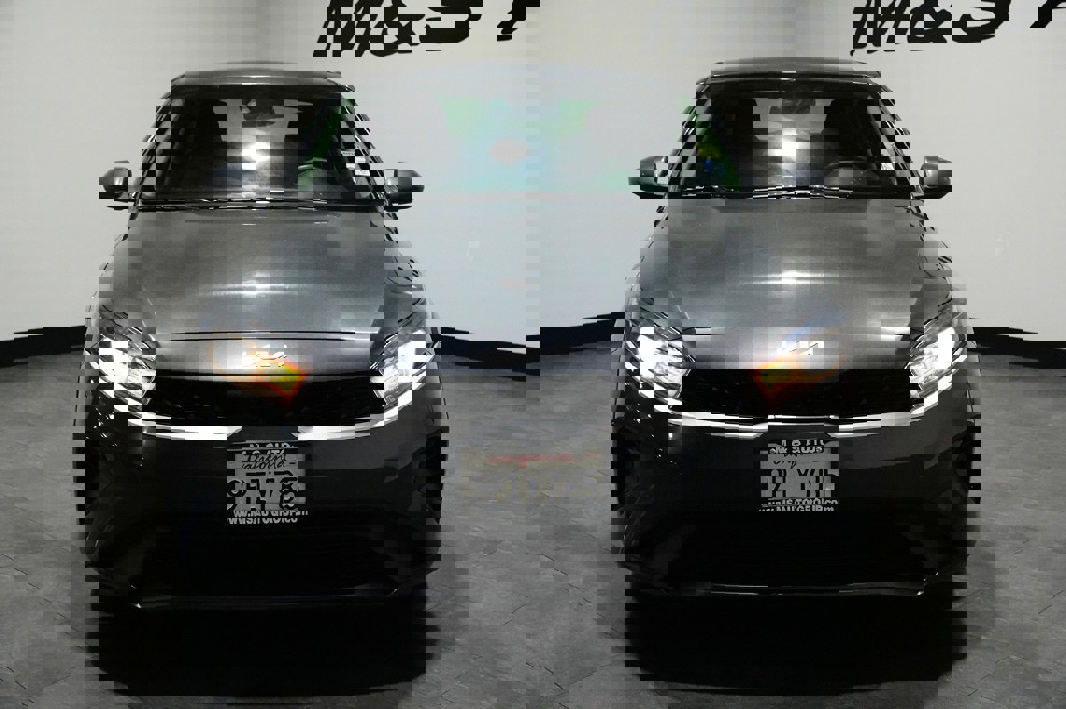 Used 2022 Kia Forte LXS image 7