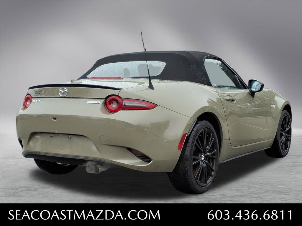 Certified 2024 MAZDA MX-5 Miata Club RWD image 24