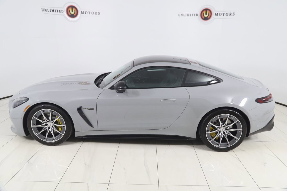 Used 2025 Mercedes-Benz AMG GT 63 w/ AMG Night Package image 39