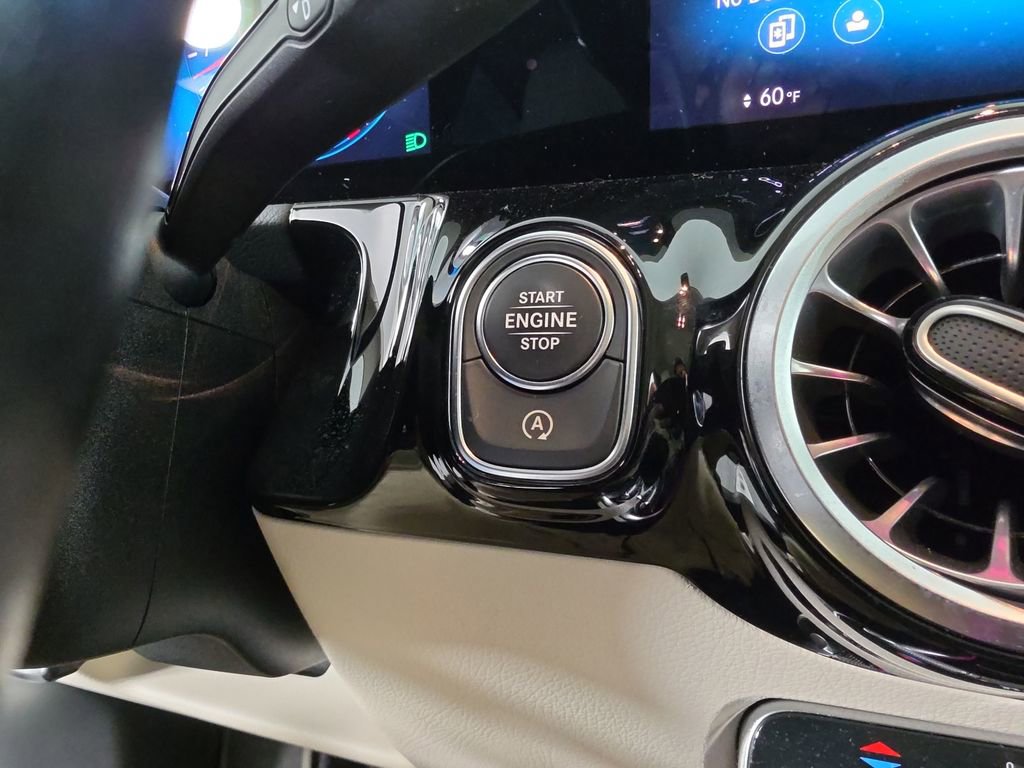 Used 2022 Mercedes-Benz GLA 250 image 21