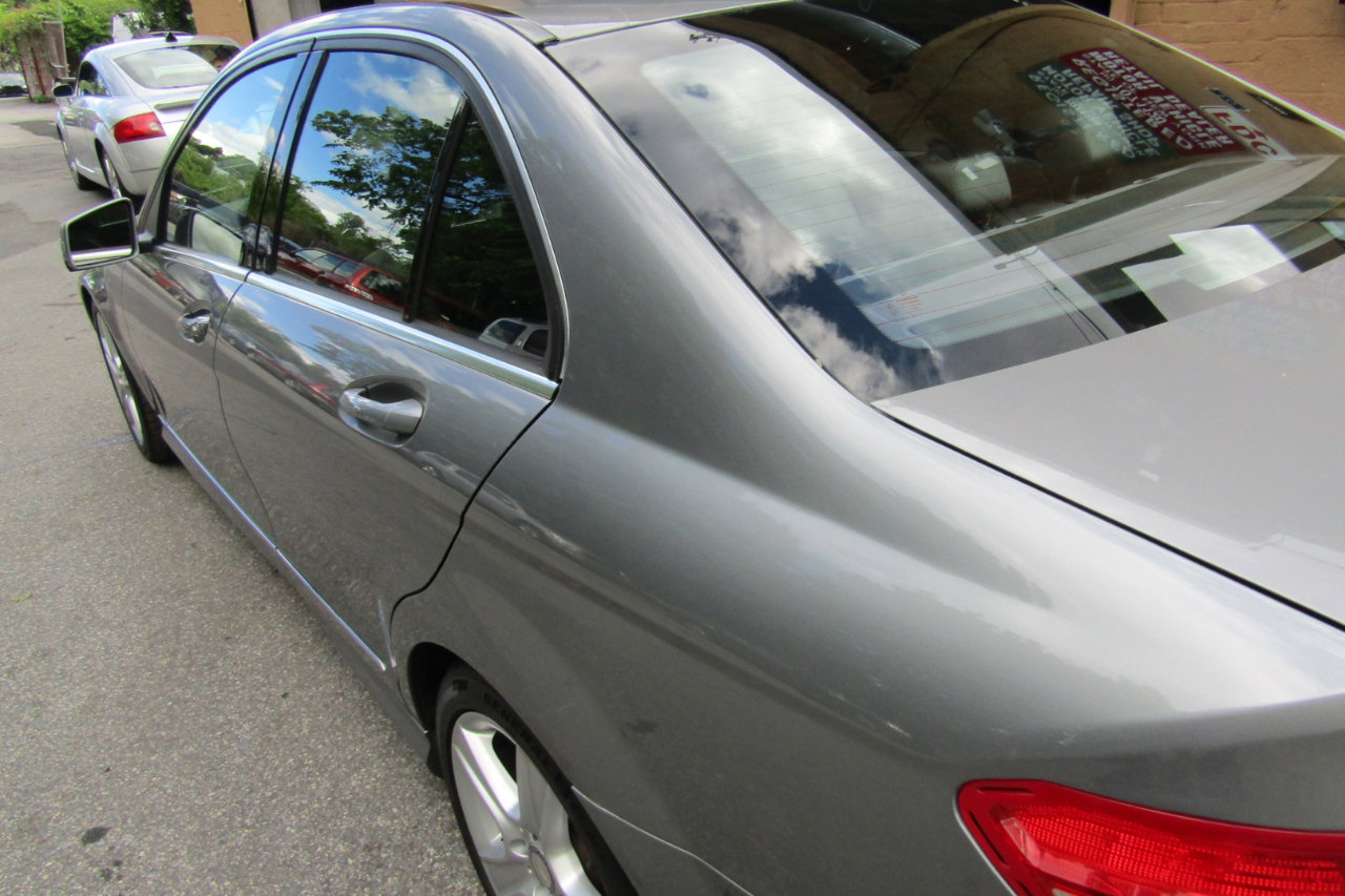 Used 2011 Mercedes-Benz C 300 4dr Sdn C 300 Sport 4MATIC image 6