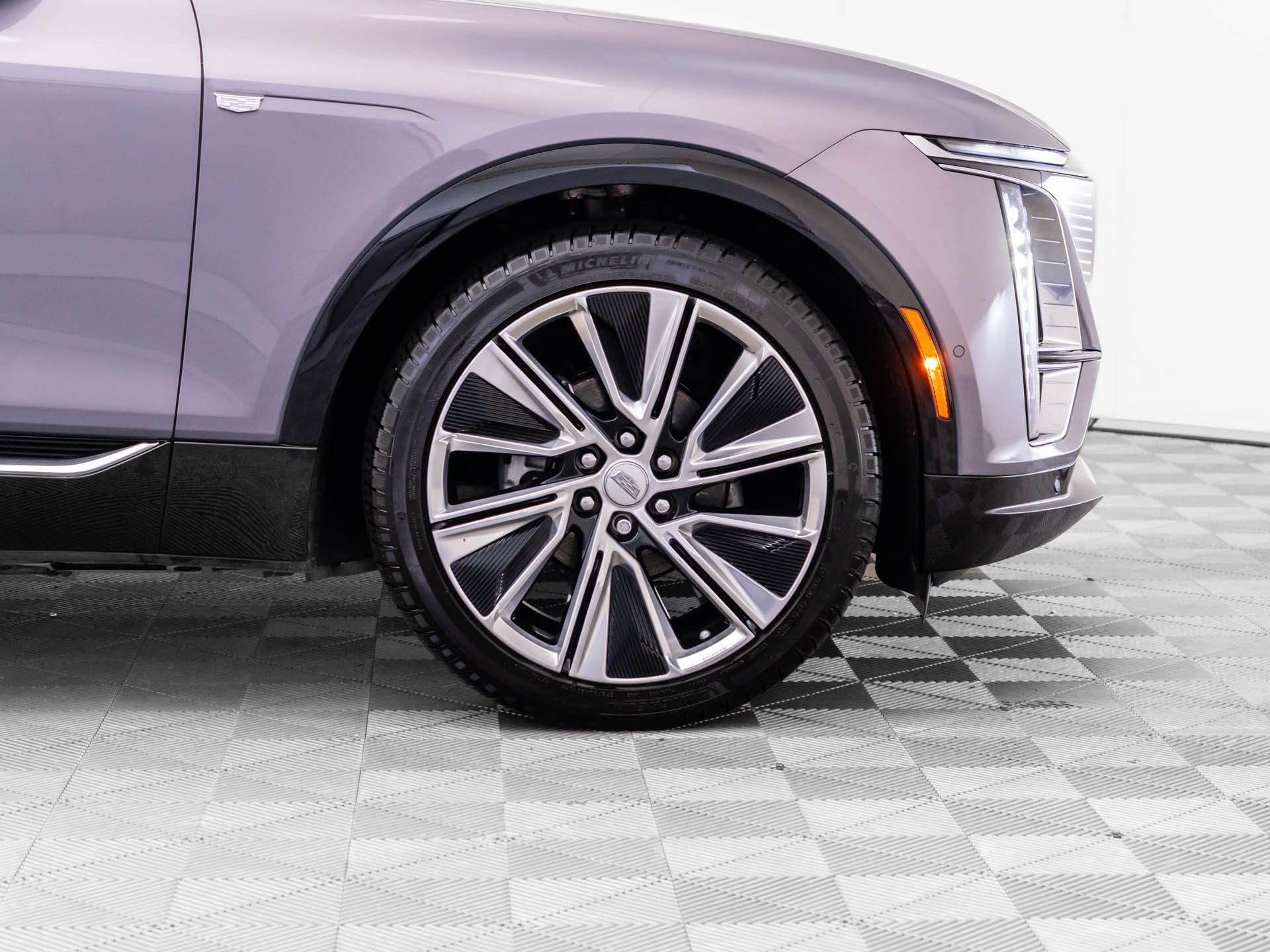 Certified 2025 Cadillac Lyriq Luxury w/ LPO, Floor Liner Package image 39