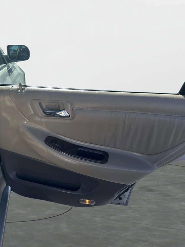 Used 1999 Honda Accord EX image 11