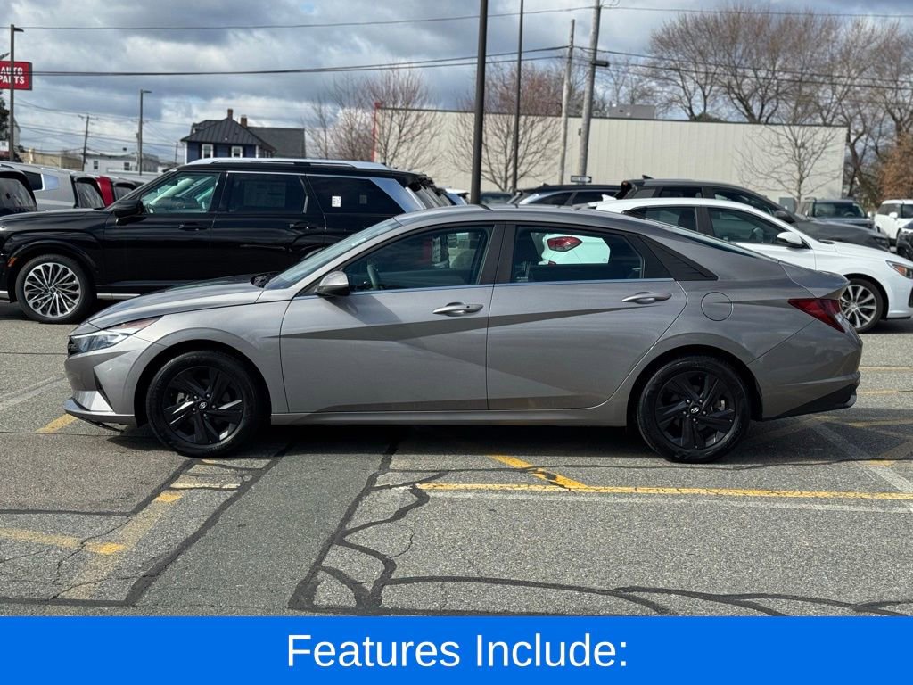 Used 2023 Hyundai Elantra SEL video 2