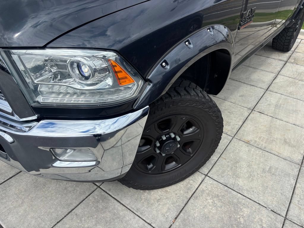 Used 2014 RAM 2500 Laramie w/ Convenience Group AWD/4WD image 2