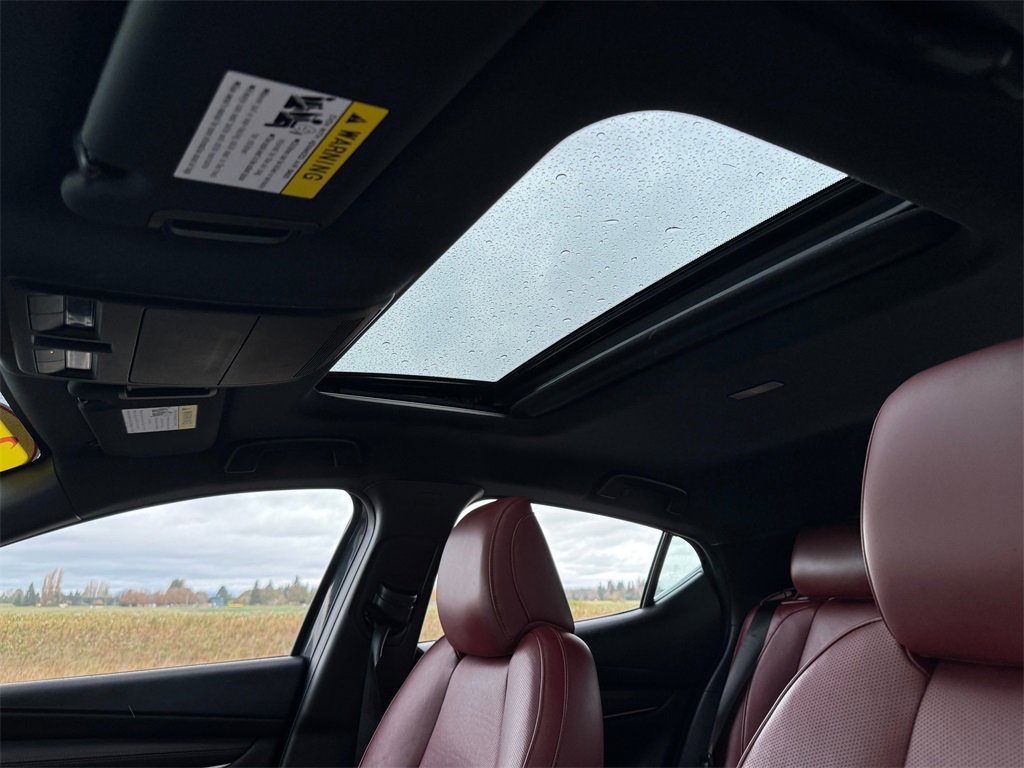 Used 2024 MAZDA MAZDA3 s image 21