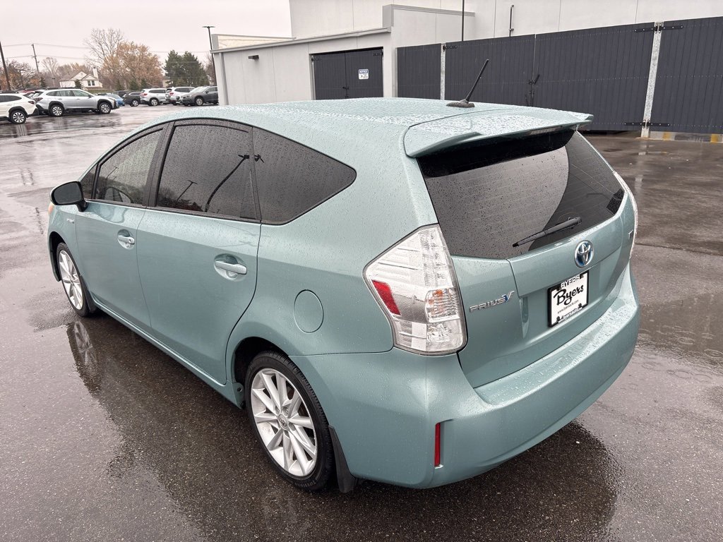 Used 2014 Toyota Prius V Three image 5