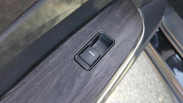 Used 2018 Honda Clarity Touring image 16