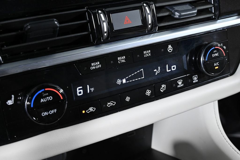 Certified 2024 Nissan Pathfinder SL image 19