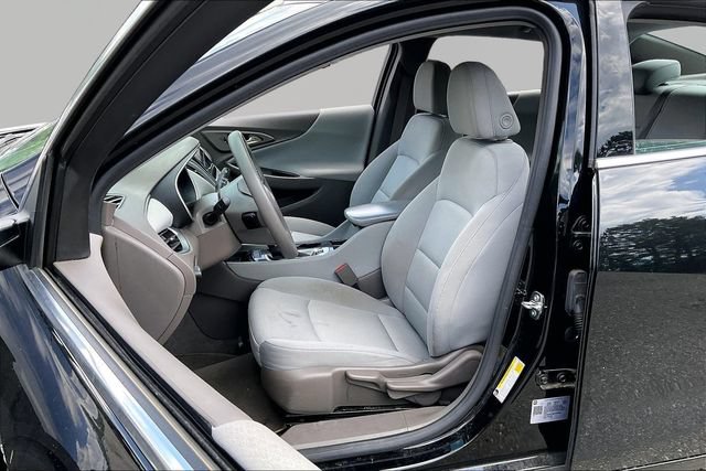 Used 2023 Chevrolet Malibu LS FWD image 15