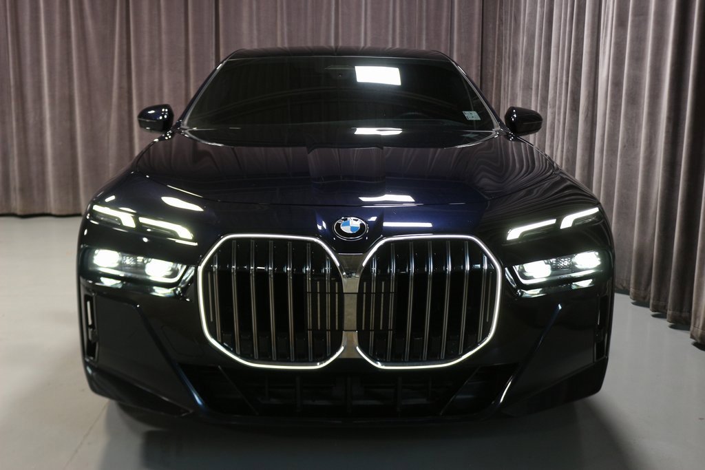 Used 2023 BMW 760i xDrive 760i xDrive image 4