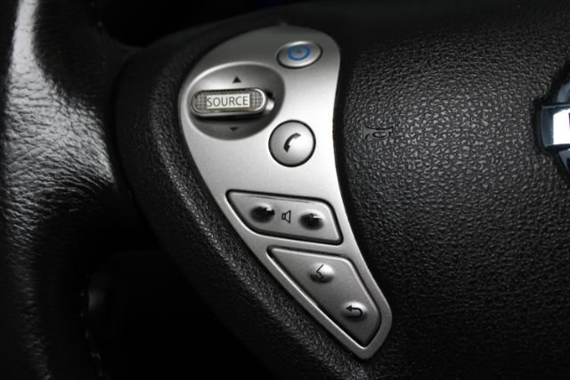 Used 2015 Nissan Leaf SL w/ Premium Package FWD image 23