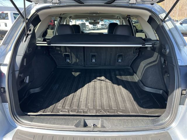 Used 2018 Subaru Outback 2.5i Limited image 24
