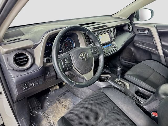 Used 2018 Toyota RAV4 XLE AWD/4WD image 22