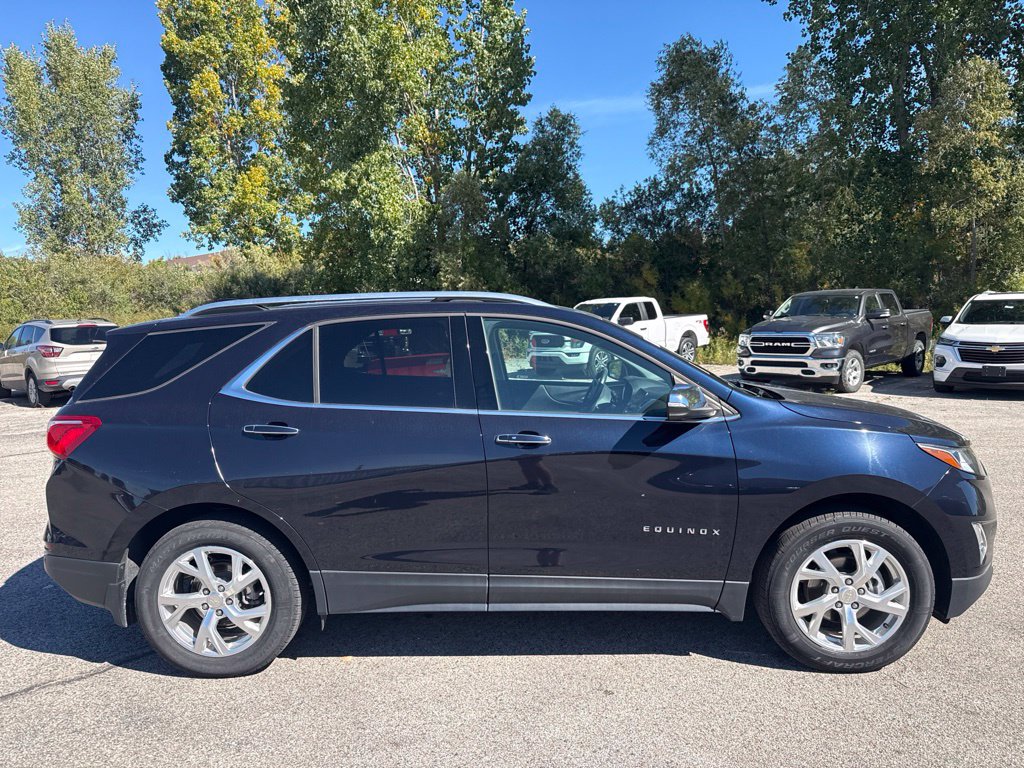 Used 2020 Chevrolet Equinox Premier AWD/4WD image 2