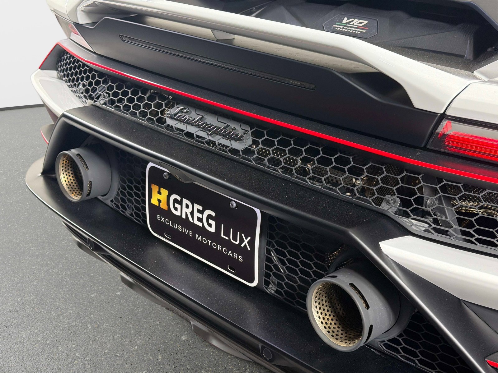 Used 2023 Lamborghini Huracan Sterrato image 18