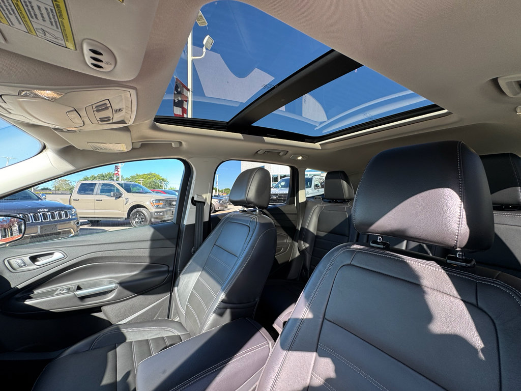Certified 2017 Ford Escape Titanium w/ Equipment Group 301A FWD image 35