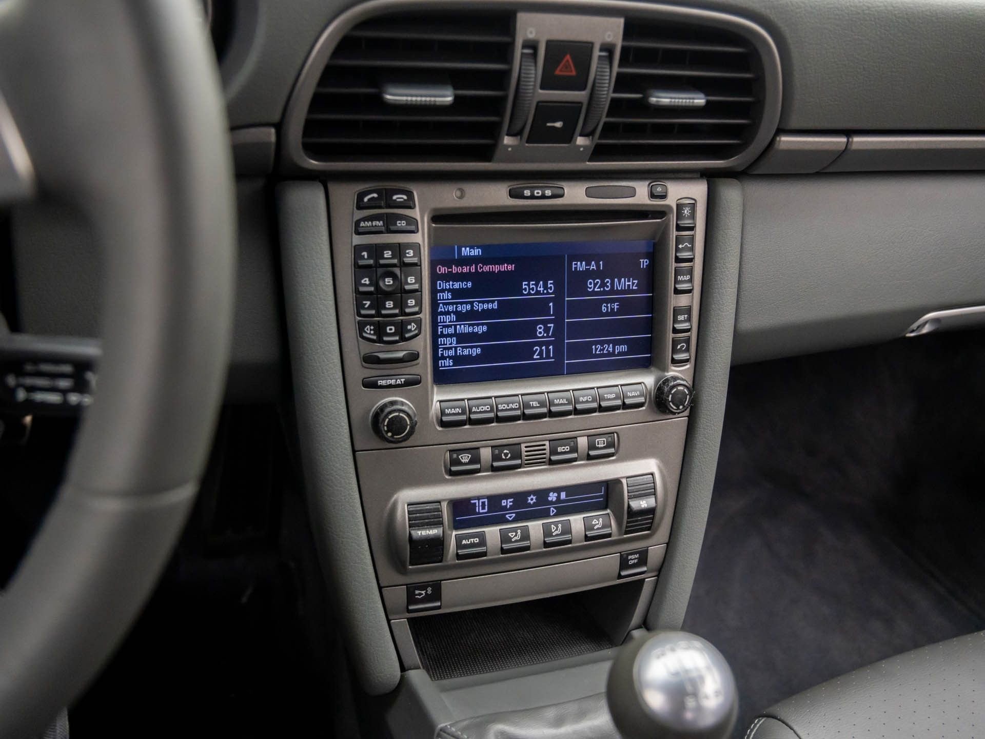 Used 2006 Porsche 911 Carrera 4 image 23