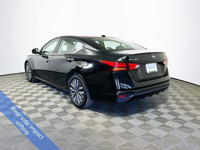 Used 2024 Nissan Altima 2.5 SV FWD image 6