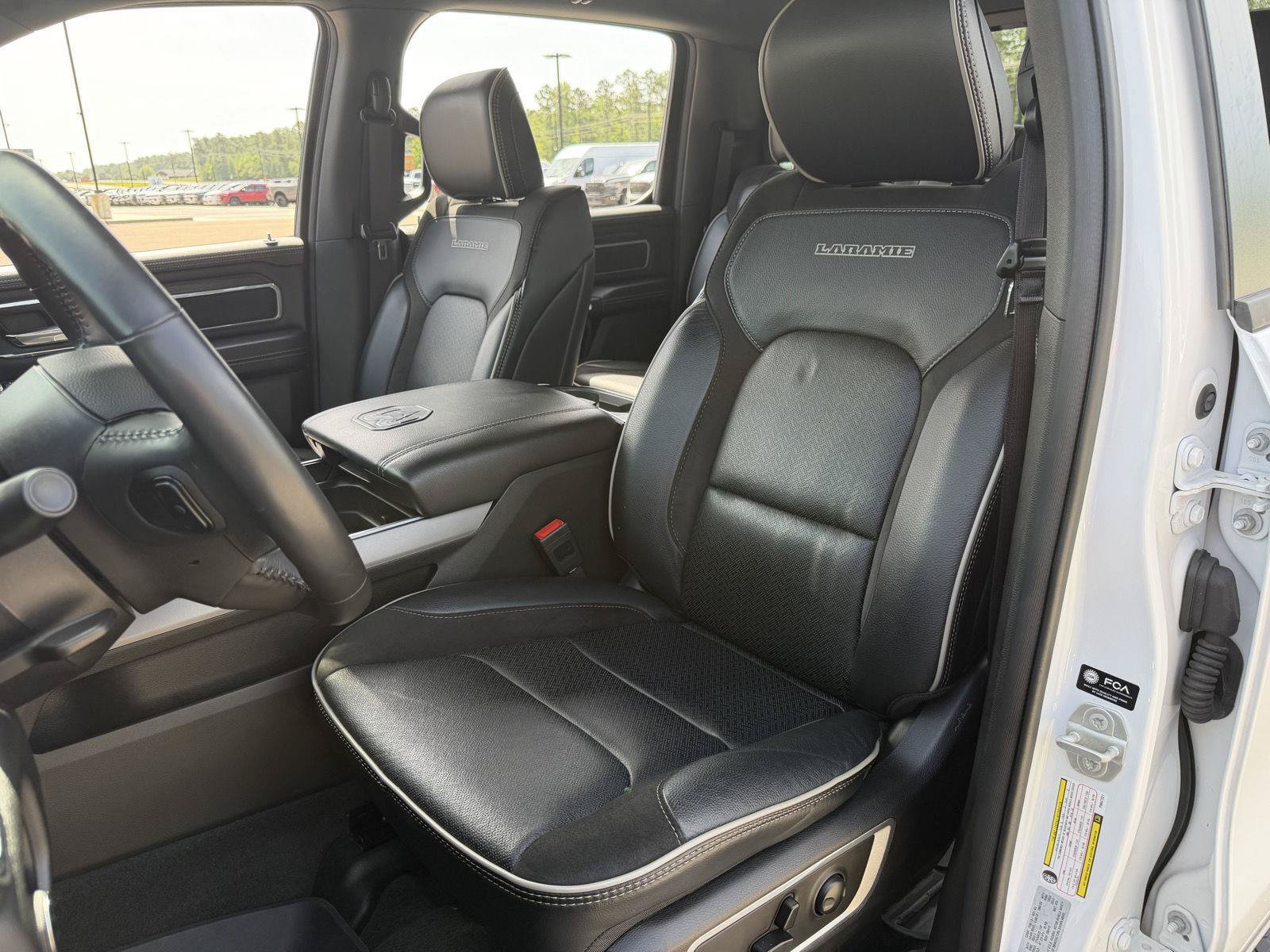 Used 2023 RAM 1500 Laramie AWD/4WD image 17