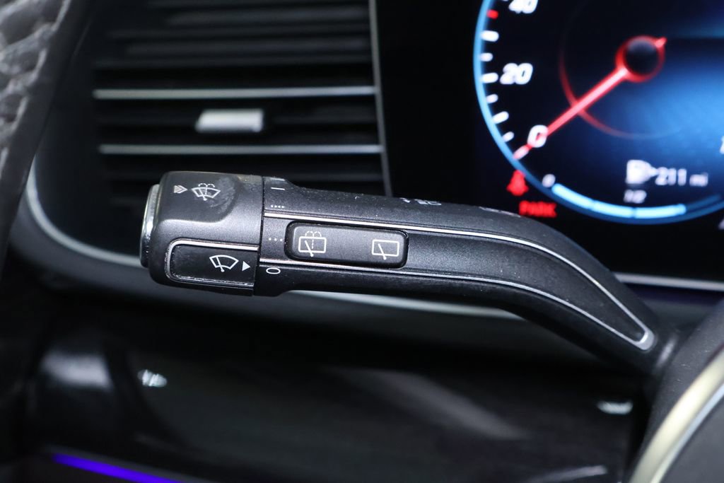Used 2020 Mercedes-Benz GLE 350 4MATIC image 25