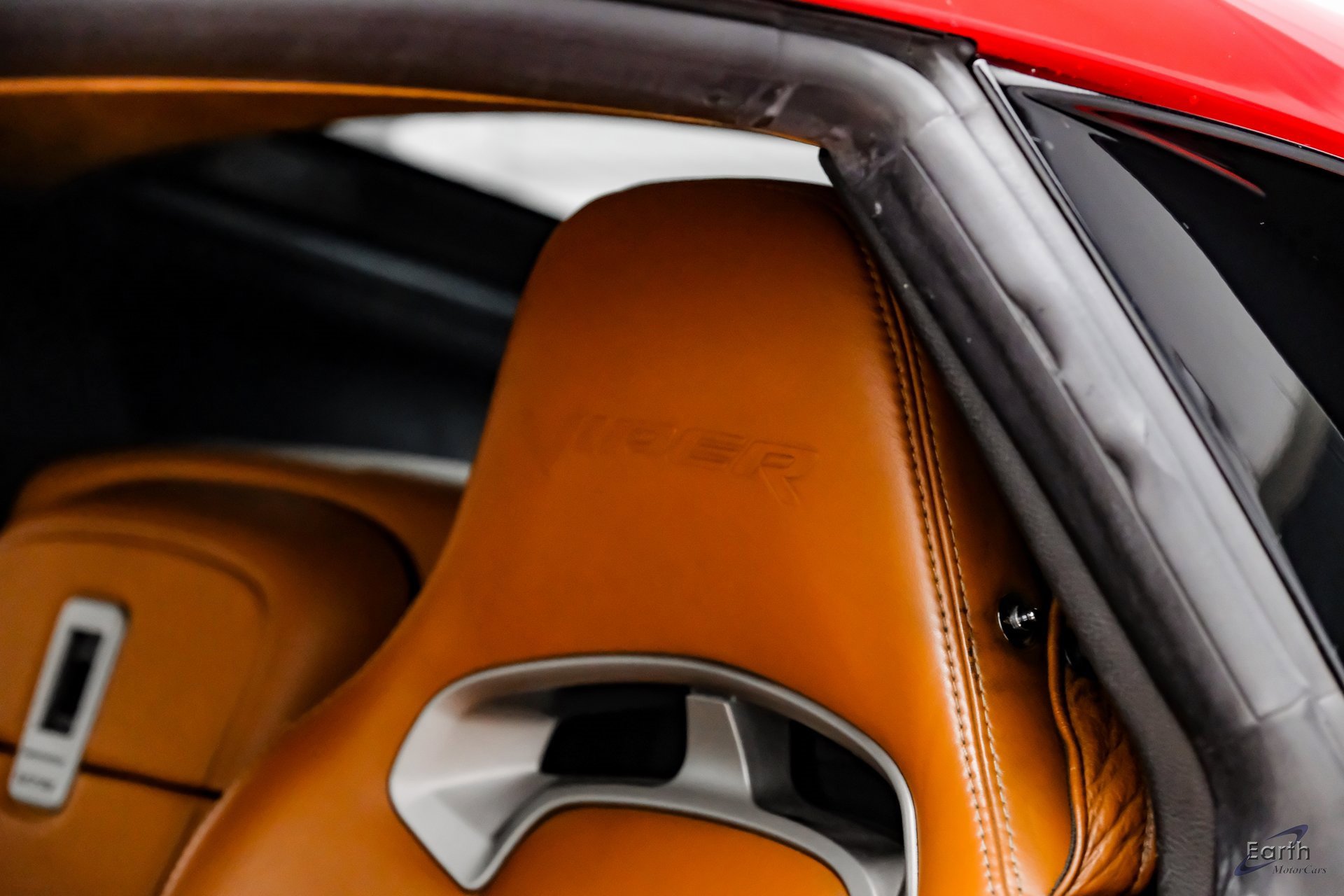 Used 2014 SRT Viper GTS w/ GTS Laguna Interior Package image 38