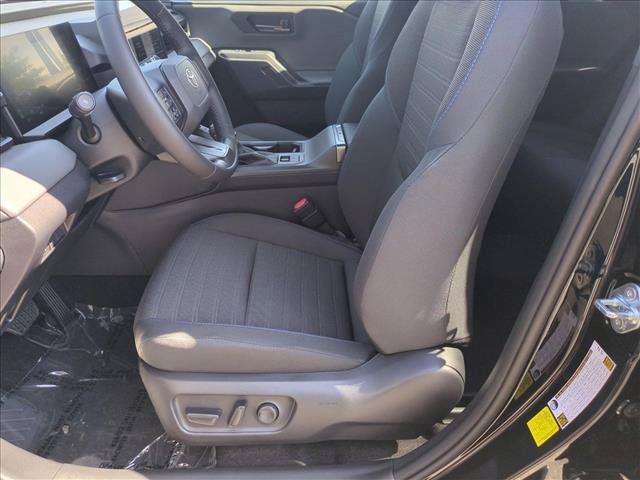 Used 2026 Toyota RAV4 SE w/ Weather Package AWD/4WD image 15