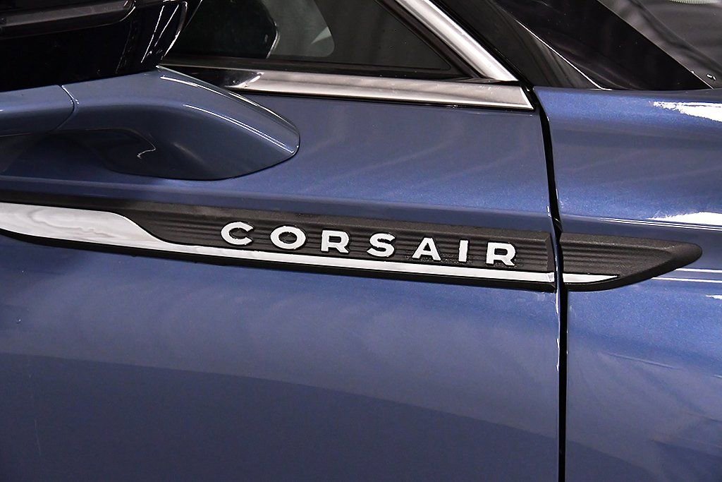 Used 2023 Lincoln Corsair Reserve w/ Equipment Group 202A image 12