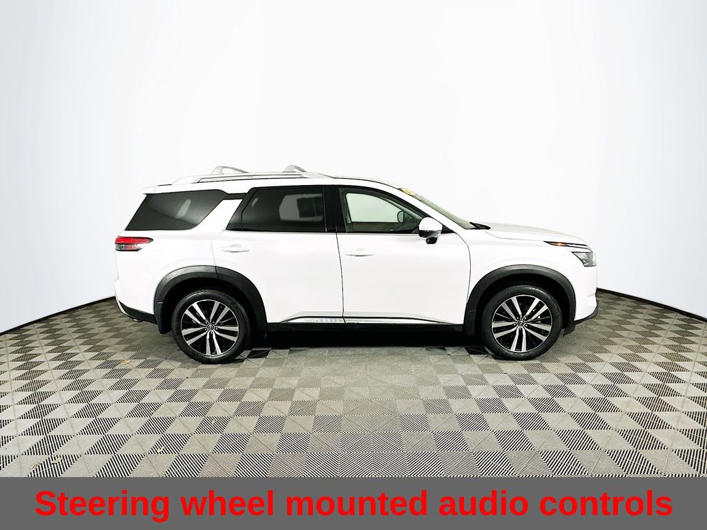 Certified 2025 Nissan Pathfinder Platinum AWD/4WD image 12