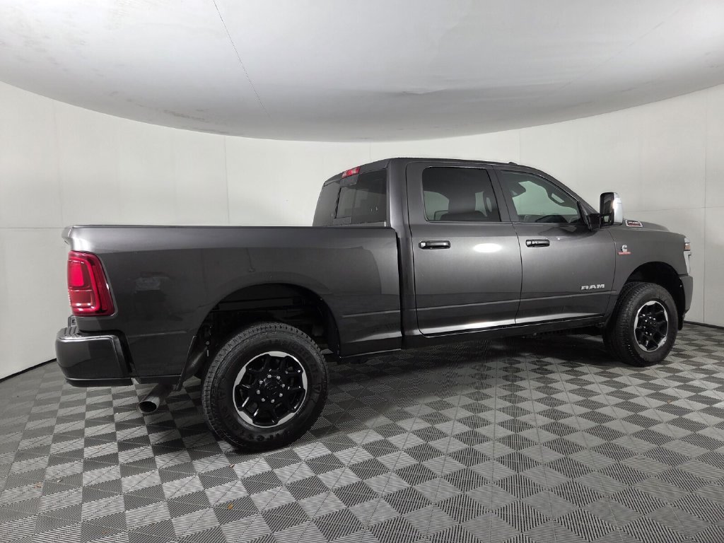 Used 2026 RAM 2500 Laramie AWD/4WD image 4