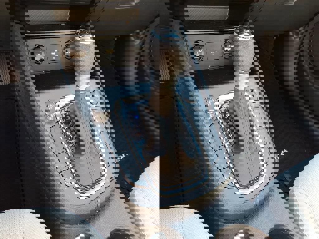 Used 2022 Hyundai Kona SEL image 11