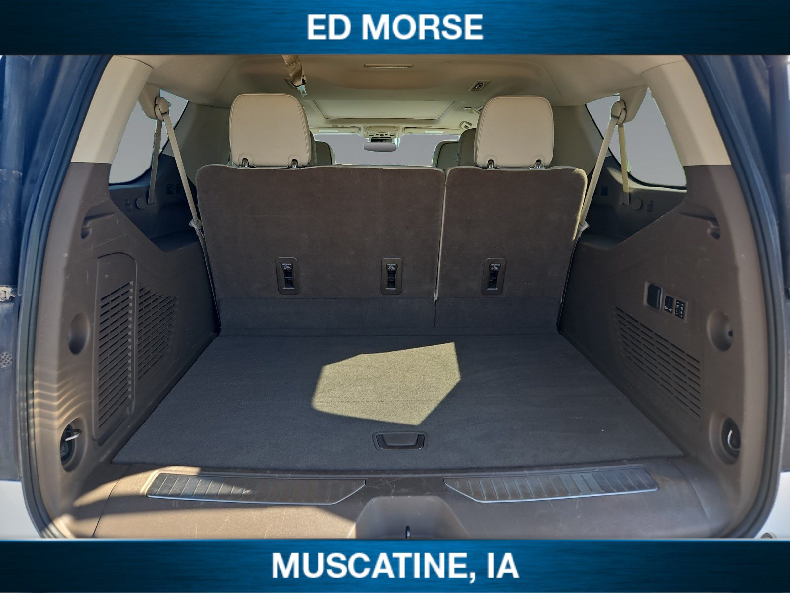 Used 2023 GMC Yukon XL Denali AWD/4WD image 18
