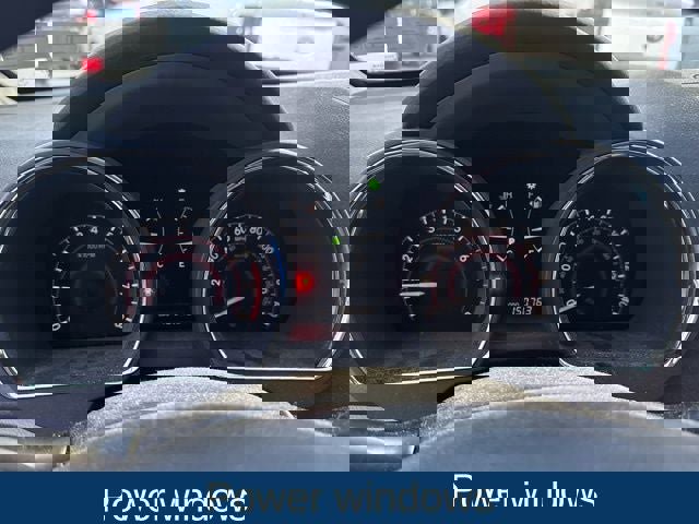 Used 2012 Toyota Highlander 4WD w/ Cold Weather Pkg image 7